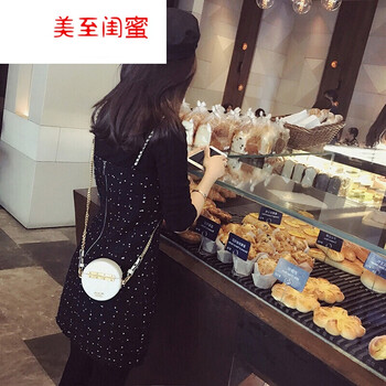 時(shí)尚修身連衣裙，穿出優(yōu)雅氣質(zhì)范