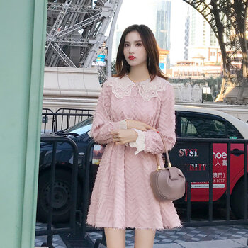 修身長袖連衣裙，打造優(yōu)雅小臉