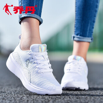 喬丹跑步鞋白色/淺灰 35，37.5，36，37，38.5，38，39，40，35.5