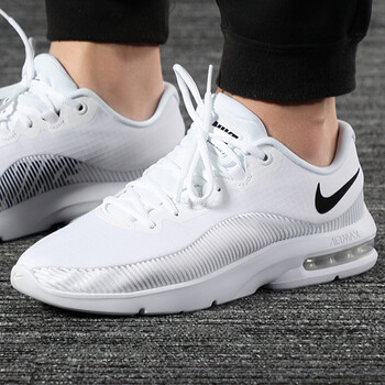 耐克（NIKE）跑步鞋AA7396-103/后掌氣墊 42