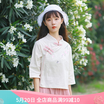 百搭小白鞋，微胖妹子的時(shí)尚選擇
