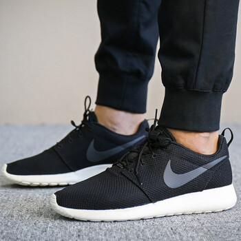 nike roshe run