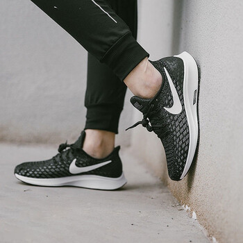 耐克（NIKE）跑步鞋942855-001/女款飛馬 42.5