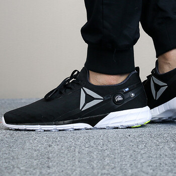 Reebok跑步鞋AR2818 44，39，40.5，40，42.5，41，42，43