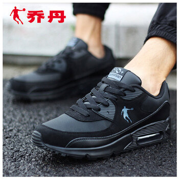 喬丹跑鞋air