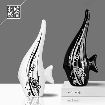 簡約風(fēng)擺件