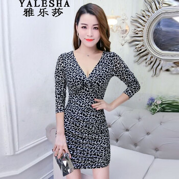 雅樂莎（YALESHA）  露肩 連衣裙