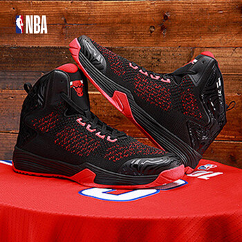 NBA籃球鞋黑/公牛紅-1 39，40，41，42.5，42，44.5，43