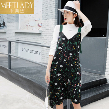米萊達（MEETLADY） 純色 背帶 連衣裙