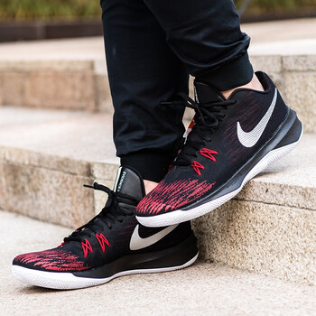 耐克（NIKE）籃球鞋 黑大學(xué)紅白908978-006 41
