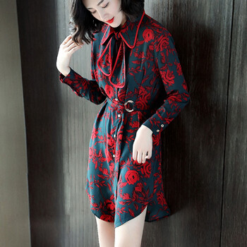 系帶連衣裙，打造優(yōu)雅女神