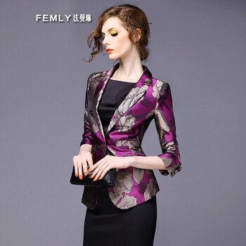 法曼麗（FEMLY）小西裝長袖