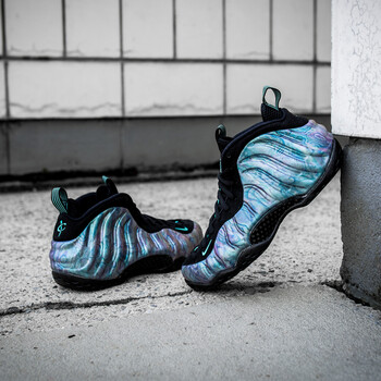 耐克（NIKE）籃球鞋575420-009（鮑魚噴） 44.5