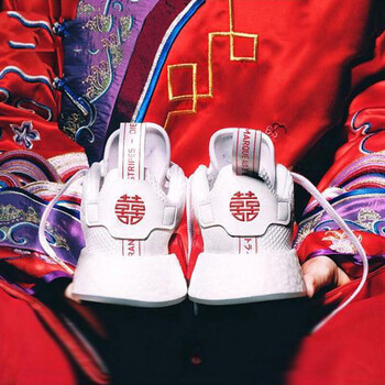 阿迪達(dá)斯（Adidas）跑步鞋DB2570/NMD_R2 CNY 