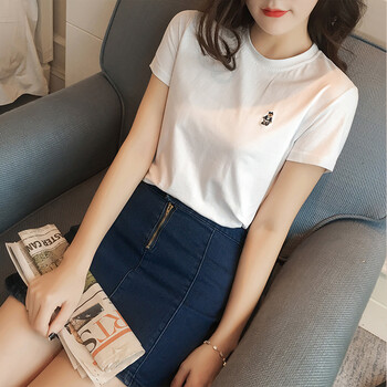 度凡尼斯 圖案，刺繡 短袖 T恤 女 圓領(lǐng)