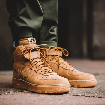 耐克（NIKE）板鞋小麥高幫882096-200 