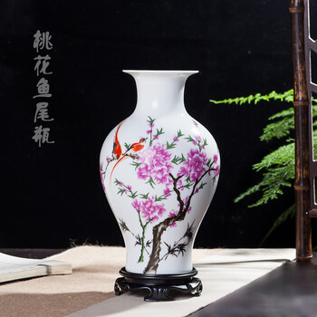 水點桃花花瓶