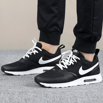 耐克（NIKE）跑步鞋2018春新款黑色918230-007 41
