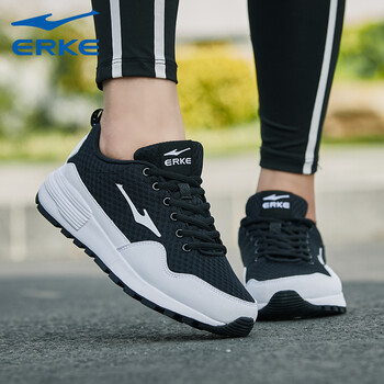 舒適透氣的帆布鞋，讓你自由呼吸