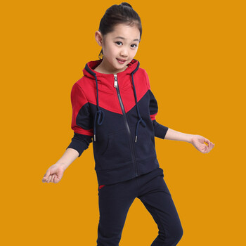 小女孩秋天衣服