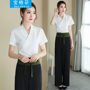 寶格朵（BaoGeDuo） 純色 亮絲 連衣裙