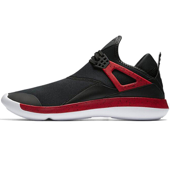 耐克（NIKE）籃球鞋940267-002 