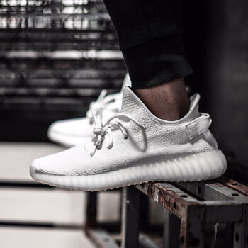 阿迪達斯（Adidas）跑步鞋純白配色CP9366 39