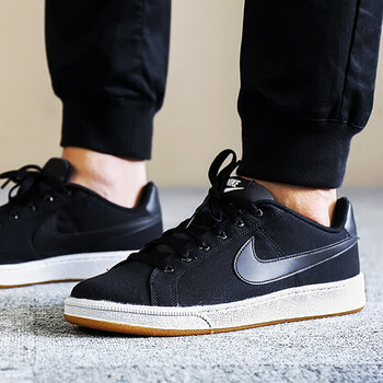 耐克（NIKE）跑步鞋AA2156-001經(jīng)典黑 