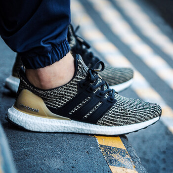 阿迪達(dá)斯（Adidas）跑步鞋UB4.0小麥色BB6170 41