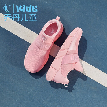 復(fù)古系帶運(yùn)動(dòng)鞋，你的青春小管家