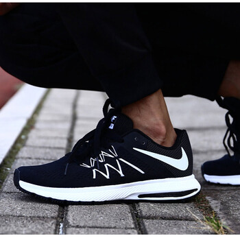 耐克（NIKE）跑步鞋831561-001 