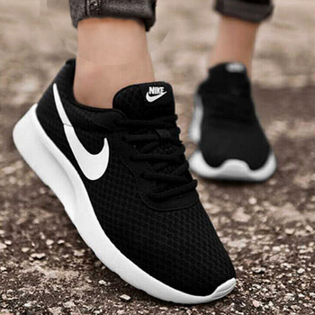 耐克（NIKE）跑步鞋818381-011 37.5，36，38.5，38，39，36.5