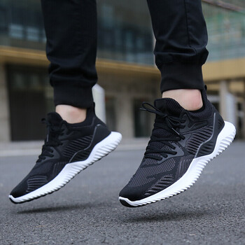 阿迪達斯（Adidas）跑步鞋AC8273黑色輕便緩震 40