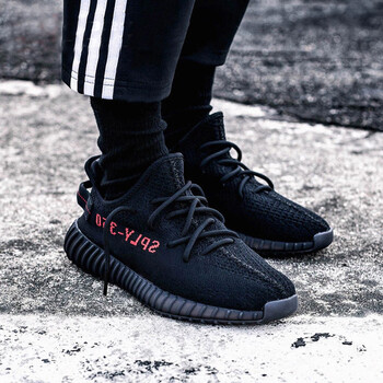 阿迪達(dá)斯（Adidas）跑步鞋黑紅字CP9652 