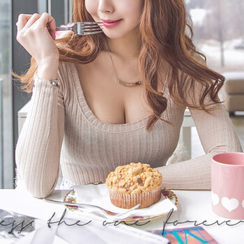 百搭條紋裙，打造性感小仙女