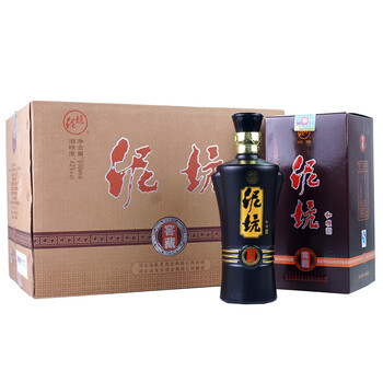 老友相聚，醇香白酒讓你少走彎路