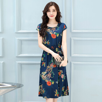 越動(dòng) 碎花 印花 連衣裙