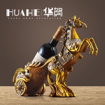 裝修，創(chuàng  )意擺件讓客廳更溫馨