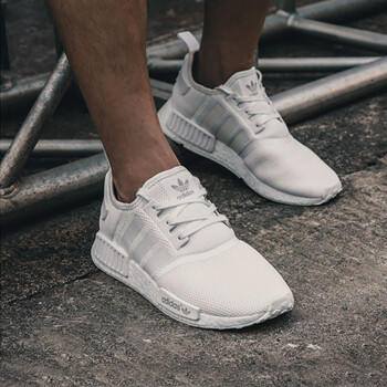 阿迪達(dá)斯（Adidas）跑步鞋純白S79166 