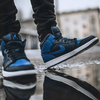 耐克（NIKE）籃球鞋AJ1小黑藍(lán)554724-412 