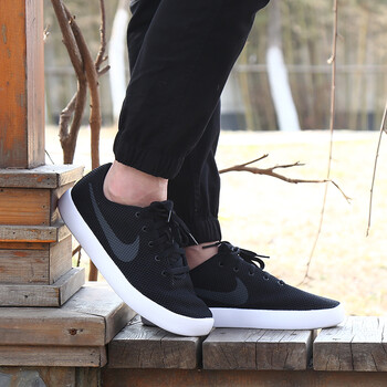 耐克（NIKE）板鞋819810-001 一號黑亮白 