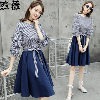 重返十八歲，連衣裙打造少女風(fēng)