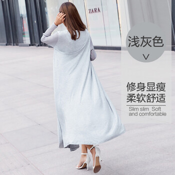 寬松連帽牛仔外套，減齡又顯瘦