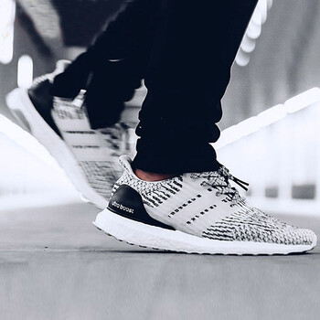 阿迪達(dá)斯（Adidas）跑步鞋雪花S80636 41