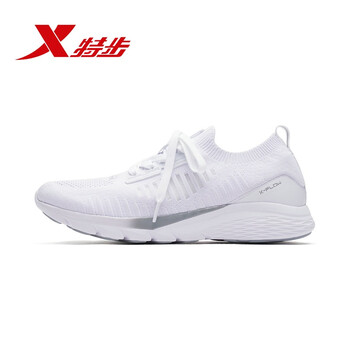 時(shí)尚系帶跑鞋，讓你出街更舒適