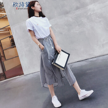 歐詩(shī)黛（Erstee） 漸變，動(dòng)物形象 條紋，拼接，開(kāi)衩，紐扣，綁帶 連衣裙