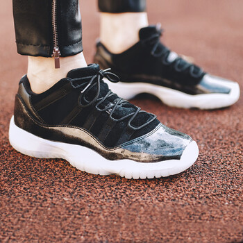 耐克（NIKE）籃球鞋AJ11伯爵女528896-010  