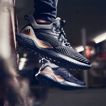 阿迪達斯（adidas）跑步鞋CG4762 