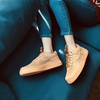 耐克（NIKE）板鞋小麥低幫女943312-200 