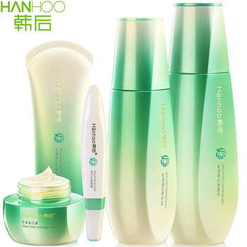 韓后（Hanhoo）套裝/禮盒細(xì)致毛孔，提拉緊致，保濕，深層清潔，補(bǔ)水